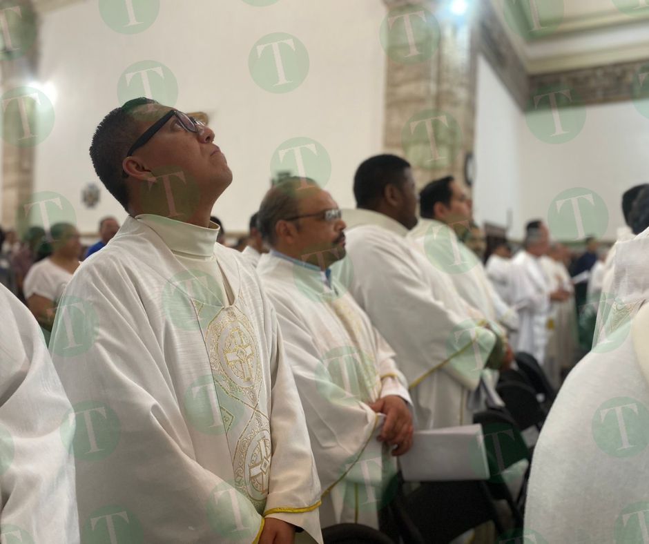 Misa Crismal en Santiago Apóstol de Monclova